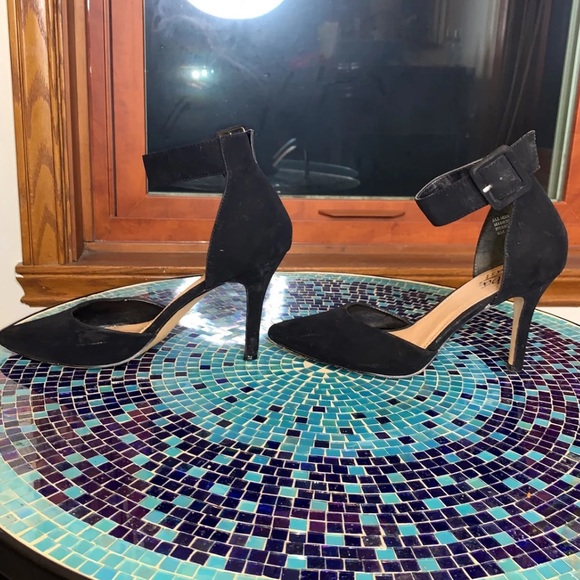 (SOLD) Ankle Strap Heels - Picture 6 of 11